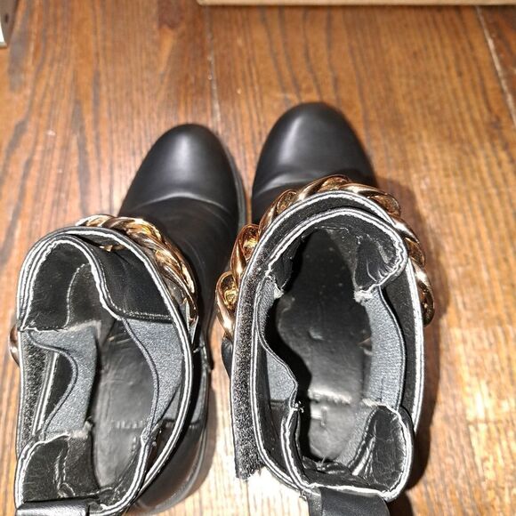 Size 11 H Halston Black Manila Gold Chain Lug Sole Bootie Chunky Boots - Picture 6 of 10